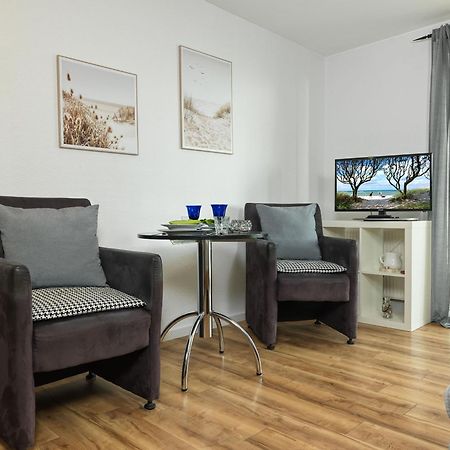Appartamento Mann Un Fru - Residenz Am Yachthafen Kirchdorf  Esterno foto